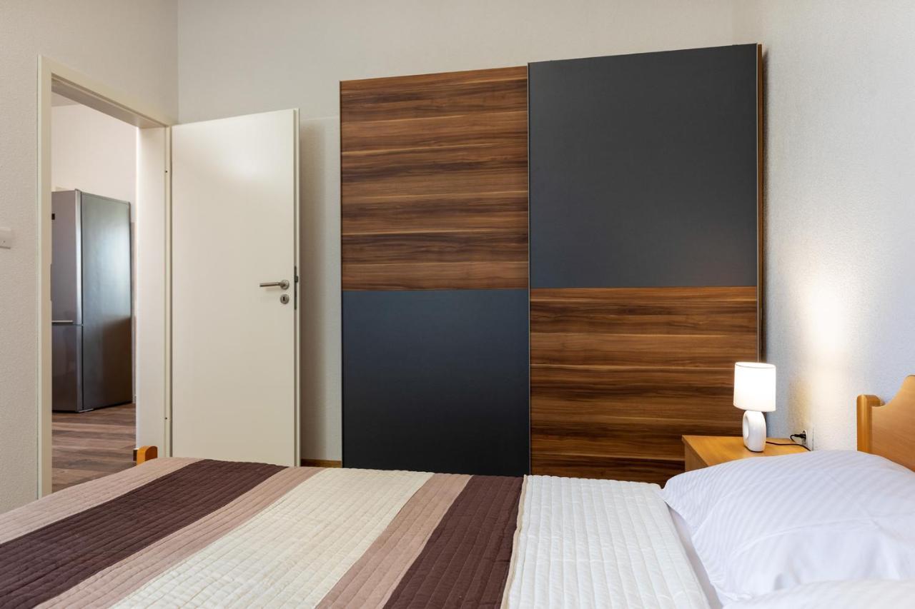 Apartments Smaila 1729 Pula Zewnętrze zdjęcie