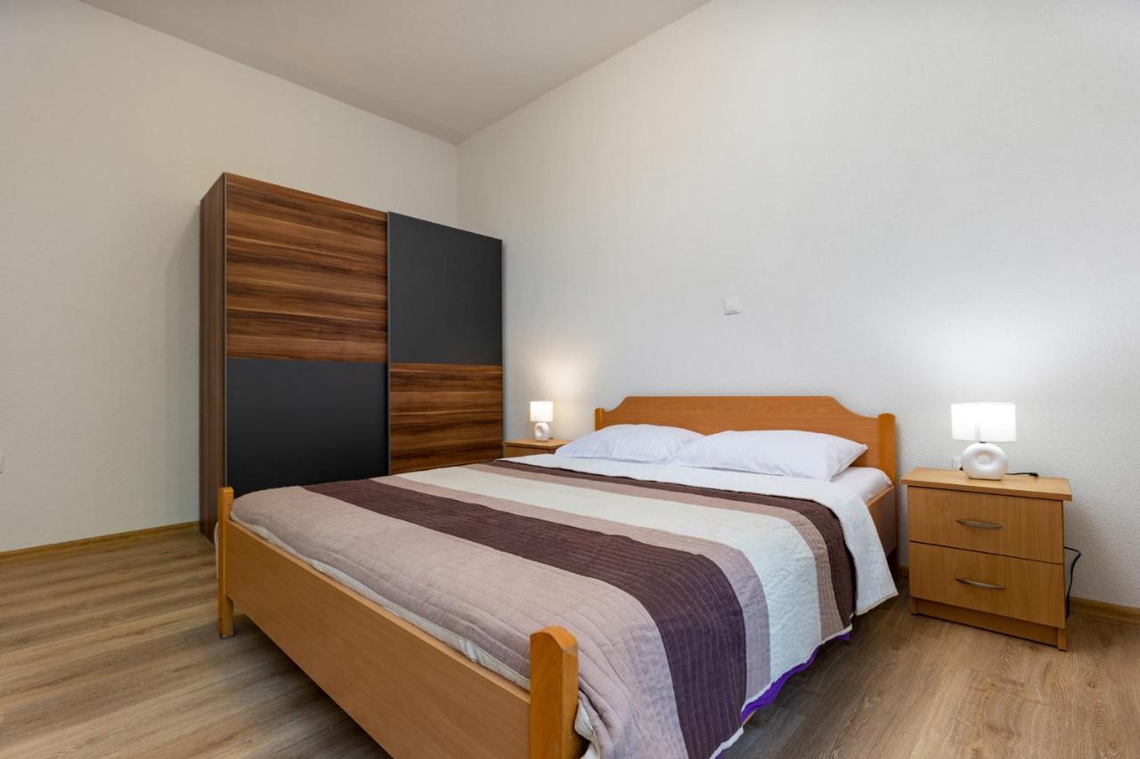 Apartments Smaila 1729 Pula Zewnętrze zdjęcie