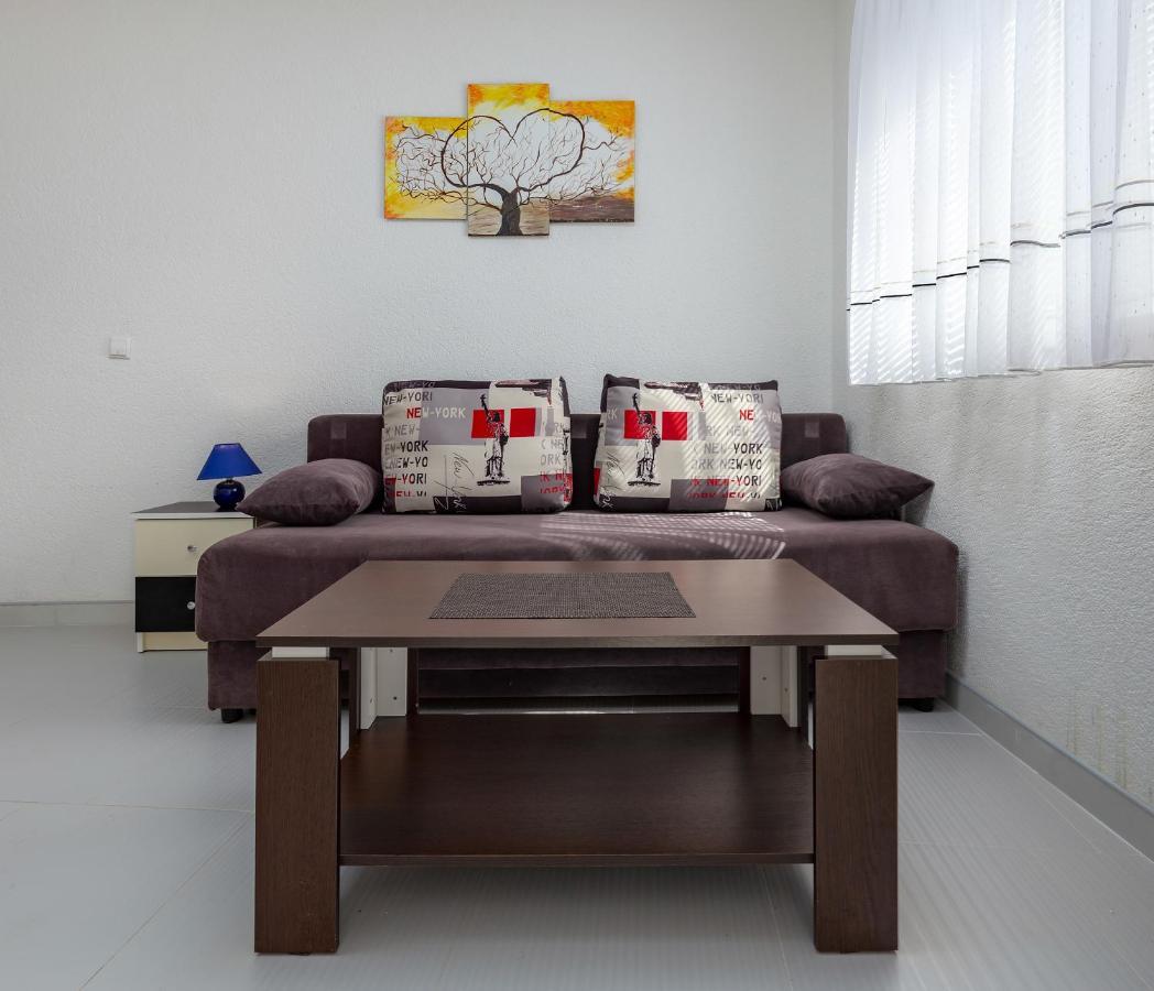 Apartments Smaila 1729 Pula Zewnętrze zdjęcie