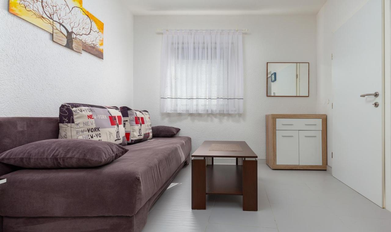 Apartments Smaila 1729 Pula Zewnętrze zdjęcie